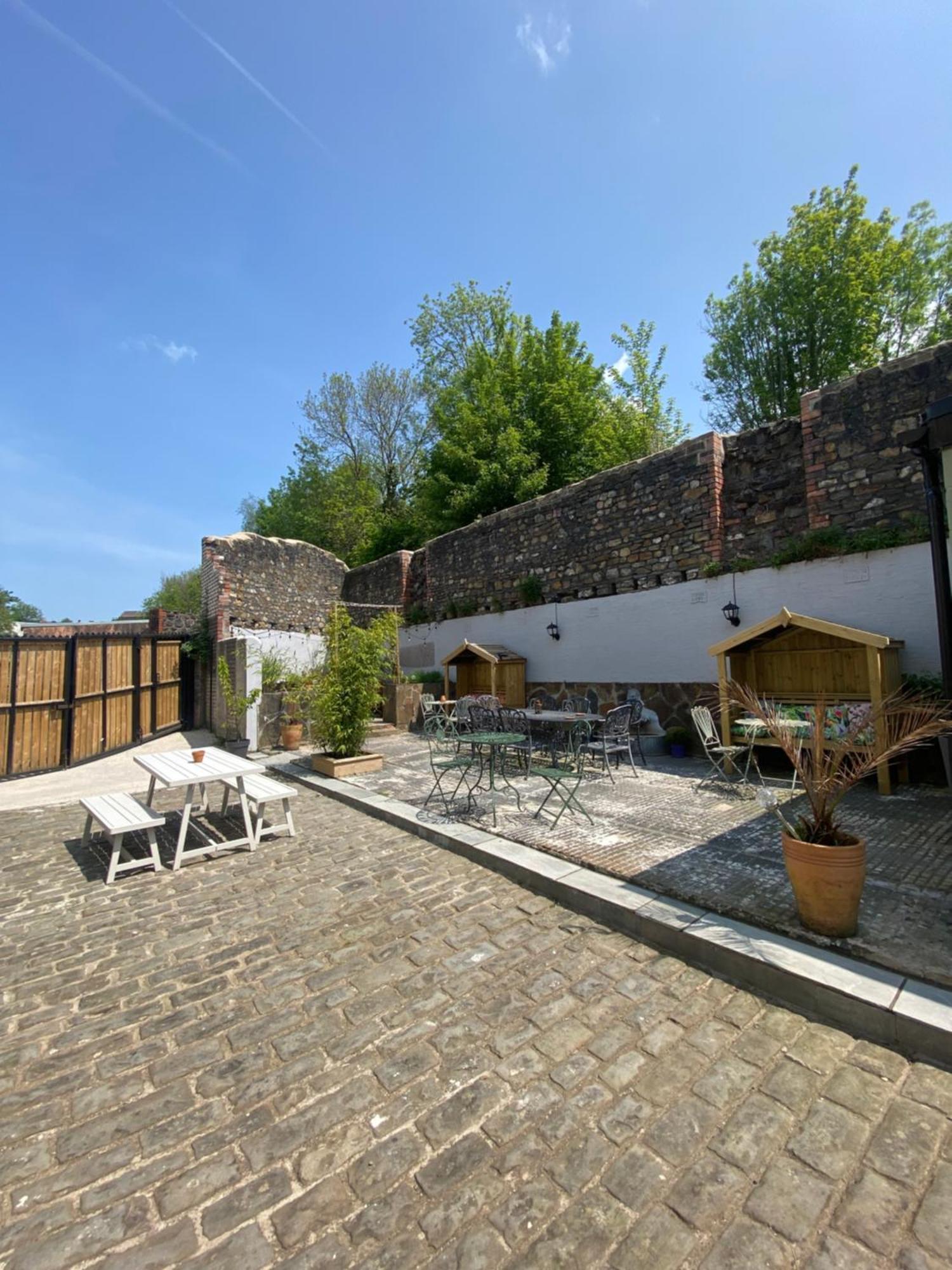 The Tiger Inn Merthyr Tydfil Luaran gambar